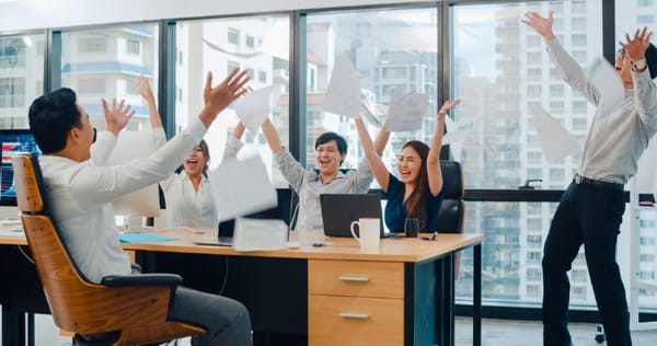 Successfully Implement A New Workplace Technology in 4 Easy Steps.